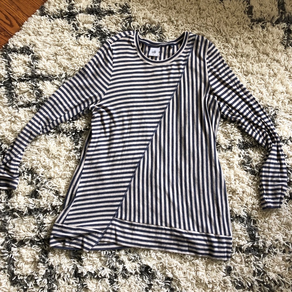 Cabi asymmetrical top